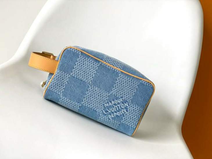 Picture of Louis Vuitton Mens Bags _SKUfw165079413fw